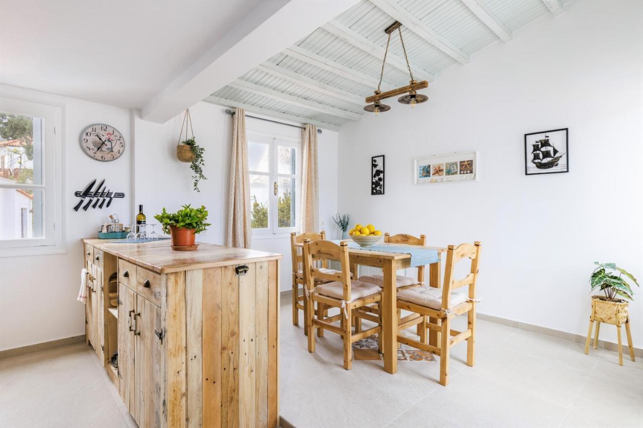 Nikolas House Skopelos Town Bagian luar foto